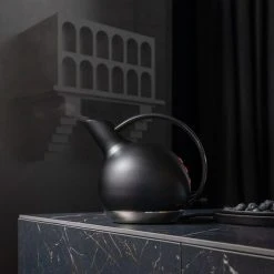 Bugatti Giuletta Kettle Black 7 Bugatti Giuletta Kettle Black -Kitchen appliances 02GTNNUUK Bugatti Giuletta Kettle Black 3