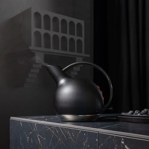 Bugatti Giuletta Kettle Black 4 Bugatti Giuletta Kettle Black - Image 4