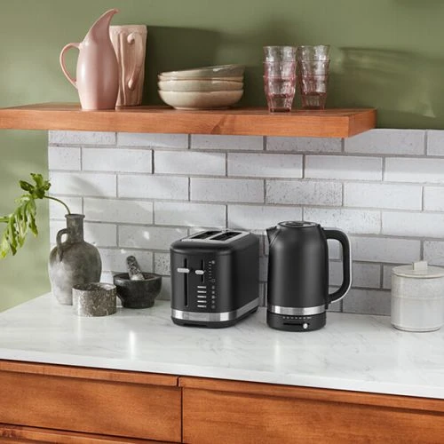 KitchenAid Breakfast Suite Matte Black 1.7L Kettle 6 KitchenAid Breakfast Suite Matte Black 1.7L Kettle - Image 6