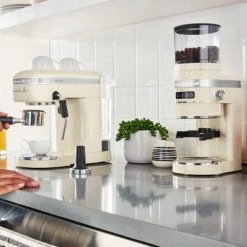 KitchenAid Artisan Semi-Auto Espresso Machine & Burr Grinder Set Almond Cream 8 KitchenAid Artisan Semi-Auto Espresso Machine & Burr Grinder Set Almond Cream -Kitchen appliances 5KES65035KCG8433BAC KitchenAid Espresso Coffee Machine Burr Grinder Almond Cream 4