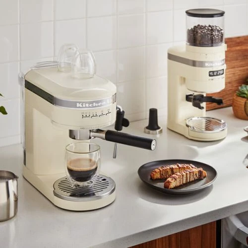 KitchenAid Artisan Semi-Auto Espresso Machine & Burr Grinder Set Almond Cream 5 KitchenAid Artisan Semi-Auto Espresso Machine & Burr Grinder Set Almond Cream - Image 5