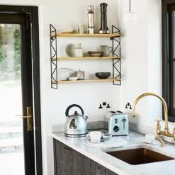 Cuisinart Style Collection 1.7L Traditional Kettle Light Pistachio -Kitchen appliances CTK17GU Cuisinart Style Traditional Kettle Pistachio 3