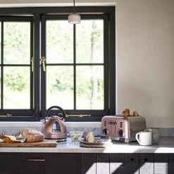 Cuisinart Style Vintage Rose Traditional Kettle & 4 Slice Toaster Breakfast Set -Kitchen appliances CTK17PIUCPT180PIU Cuisinart Style Breakfast Set Traditional 4 Slice Vintage Rose 5