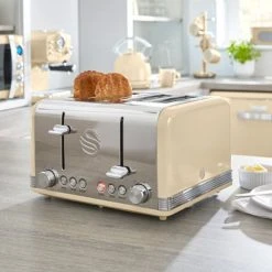 Swan Retro Cream 4 Slice Toaster -Kitchen appliances ST19020CN Swan Retro 4 Slice Toaster Cream 4